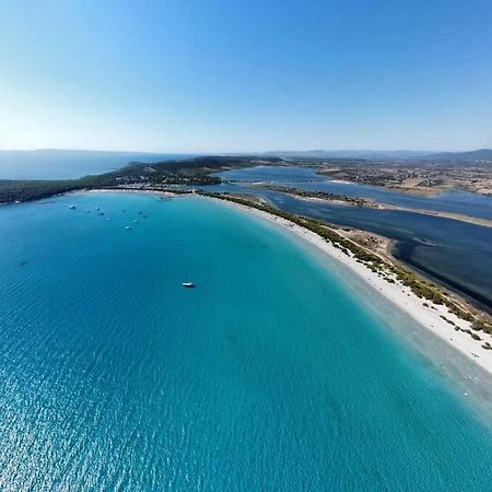 Appartamento Casa Sonia Porto Pino Esterno foto