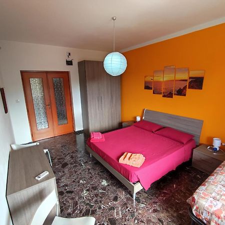 Appartamento Casa Sonia Porto Pino Esterno foto